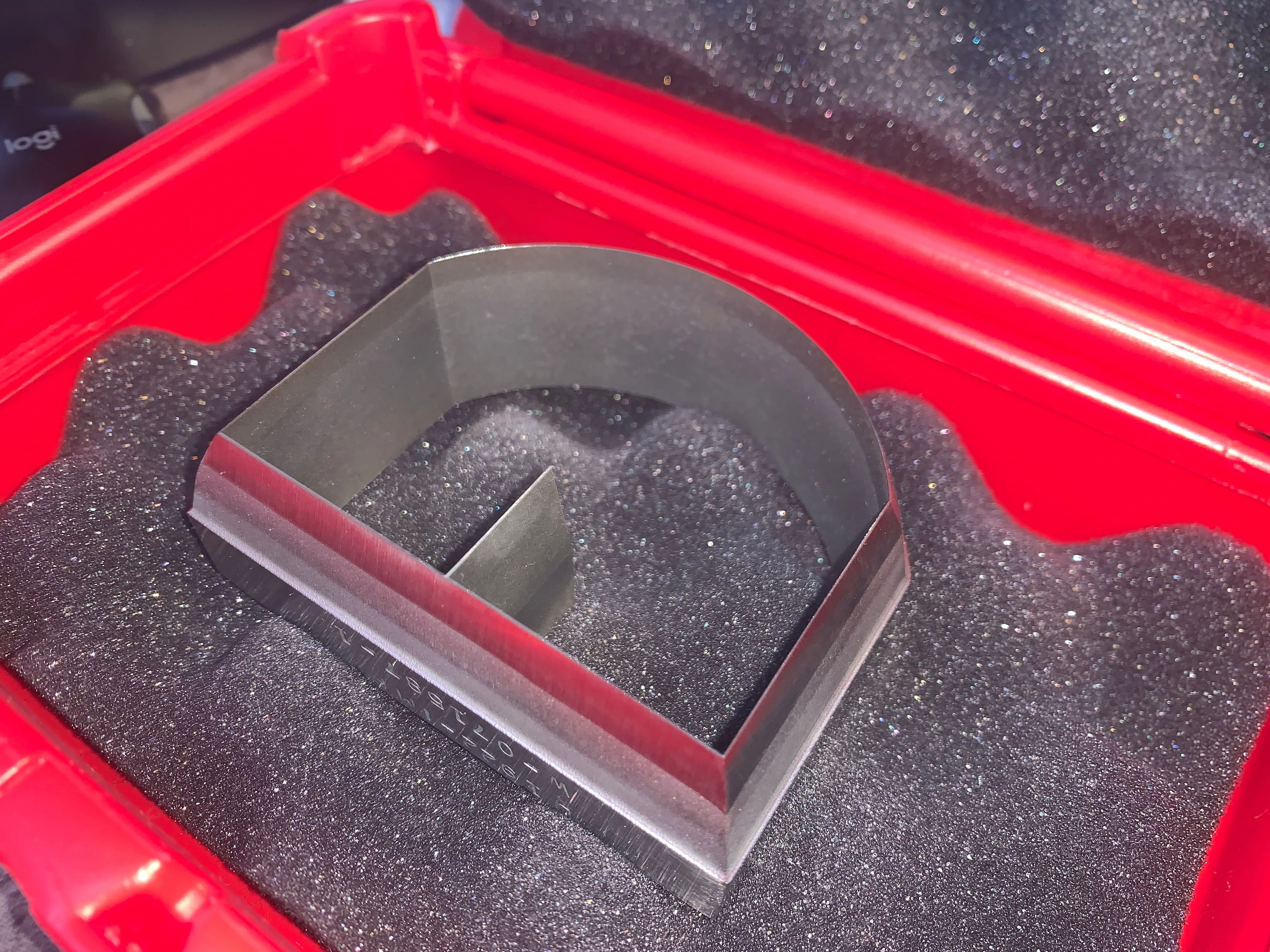 Specimen Die - ASTM D1922 Sample Cutting Die for Tear Resistance Testing of Plastic Films - Image 2